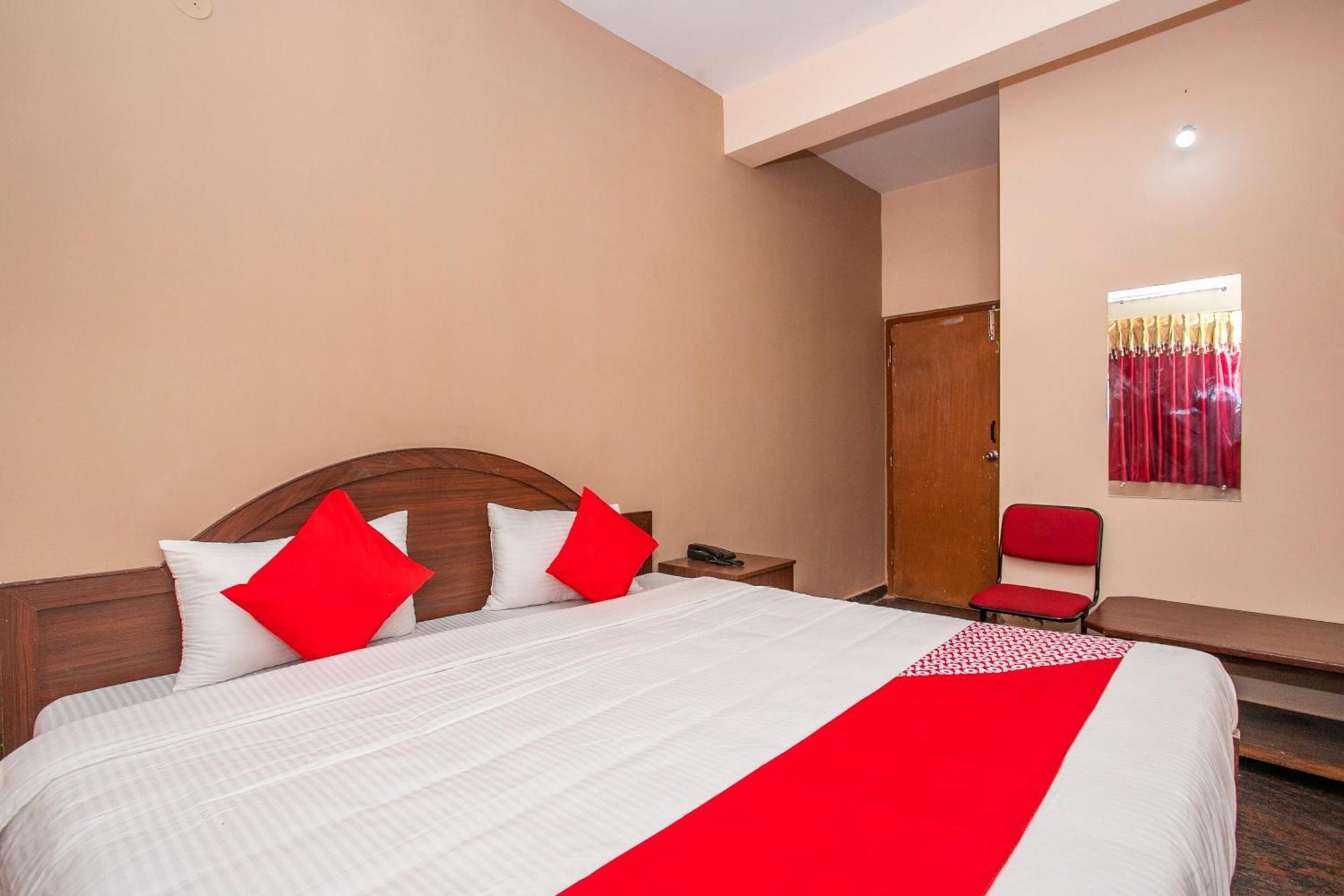 Hotel O Royal Residency Near Hare Krishna Hill Бангалор Экстерьер фото
